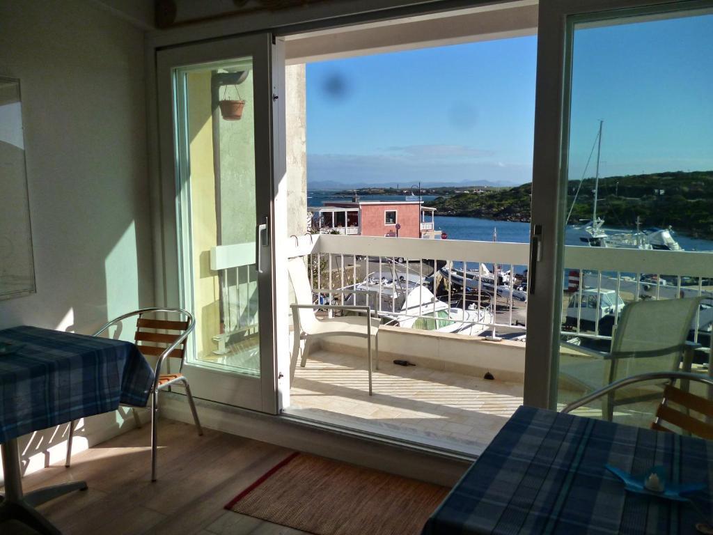 Domo Sul Porto Bed and Breakfast Stintino Eksteriør billede